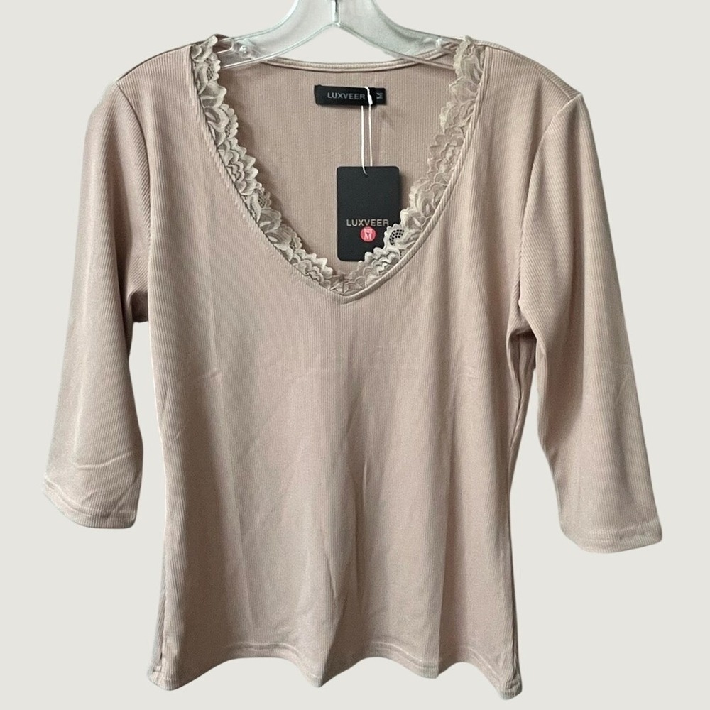Luxveer Womens Medium Ribbed Lace Trim V Neck 3/4 Sleeve Top Taupe NWT